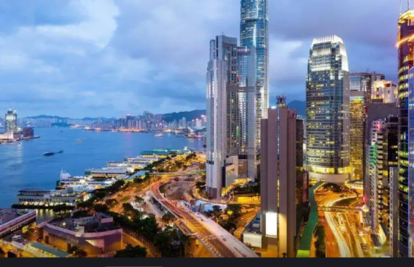 第二支柱对香港房地产业的影响