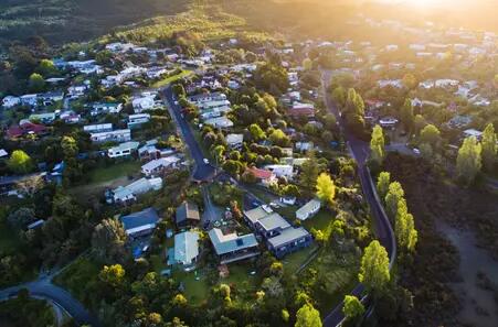 调查显示新西兰住房市场的各个部门严重无法承受