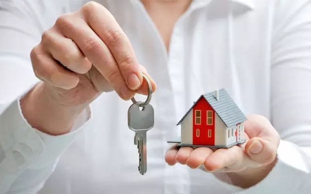 盈科地产：买新房，应该选择房产中介还是售楼部？