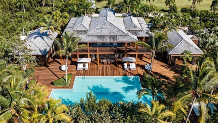 布鲁斯·威利斯的前加勒比庄园以3750万美元的价格回归市场